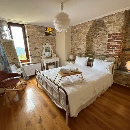 αρχοντικό γιούλη Appartement *