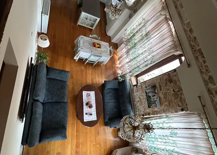 αρχοντικό γιούλη Apartment Mileai